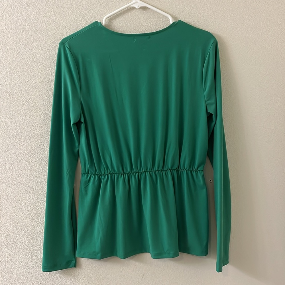 Halogen Green Top - Picture 3 of 3